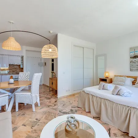 Sea Front Apartment