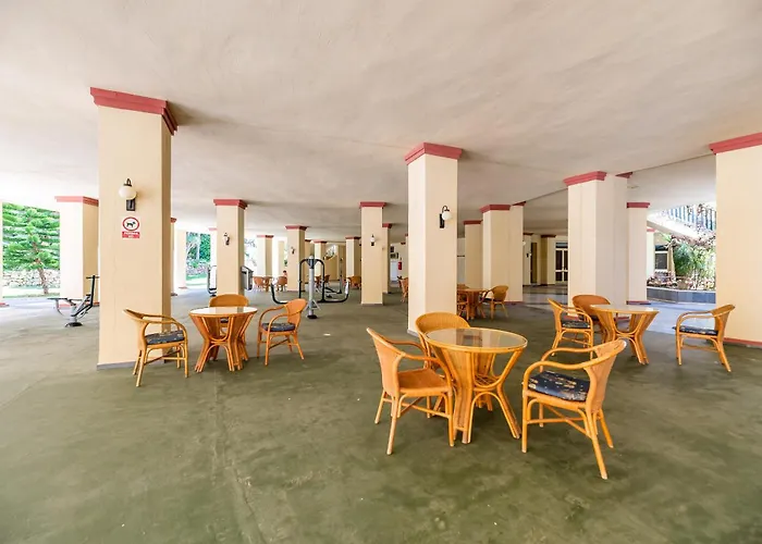 Sea Front 公寓 马尔韦利亚